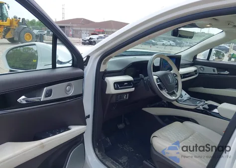 2022 Lincoln Nautilus Black Label z USA, uszkodzony, nr VIN 2LMPJ9JP1NBL05802